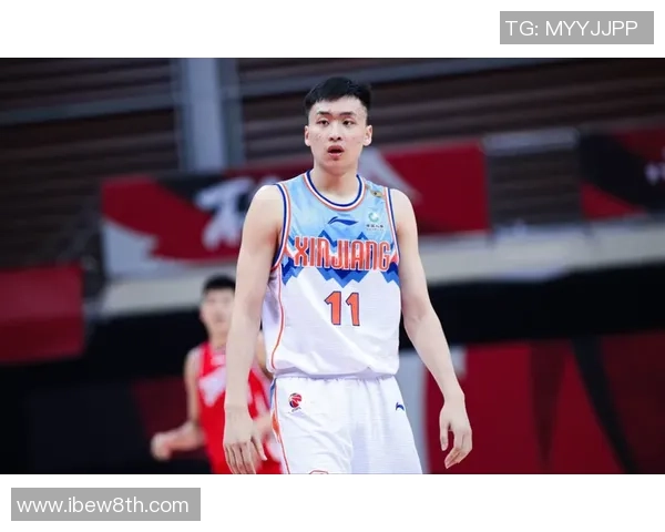 文班亚马外线表现不佳16投6中贡献16分16板三分球命中率低迷罚球失准影响球队表现